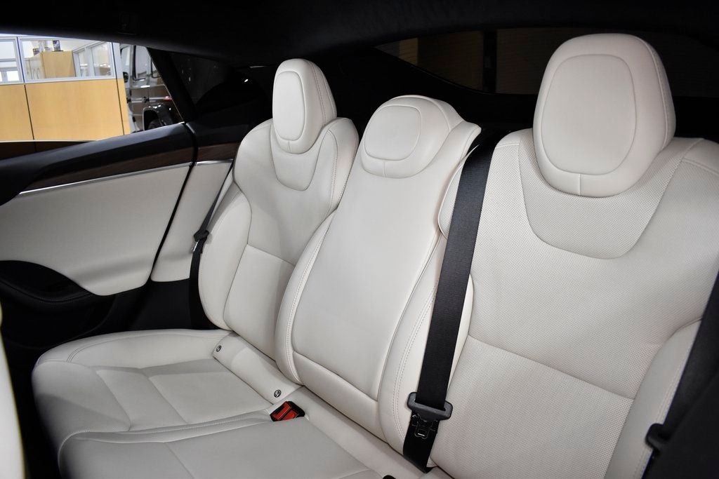 2023 Tesla Model S Base