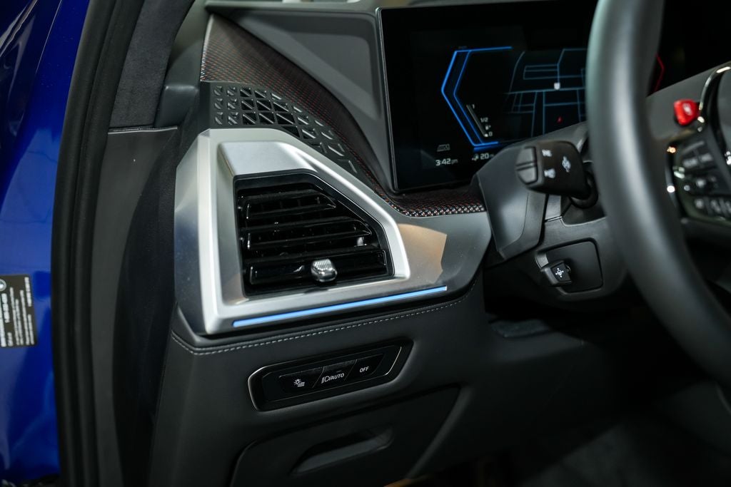2026 BMW XM Label