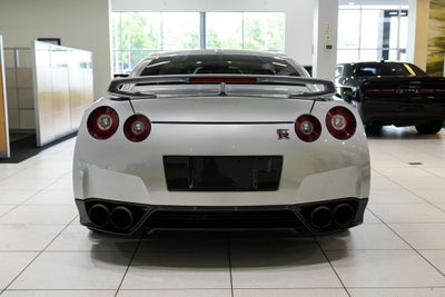 2016 Nissan GT-R Premium