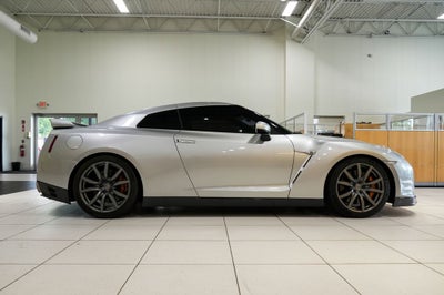 2016 Nissan GT-R Premium