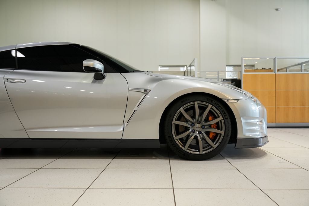 2016 Nissan GT-R Premium