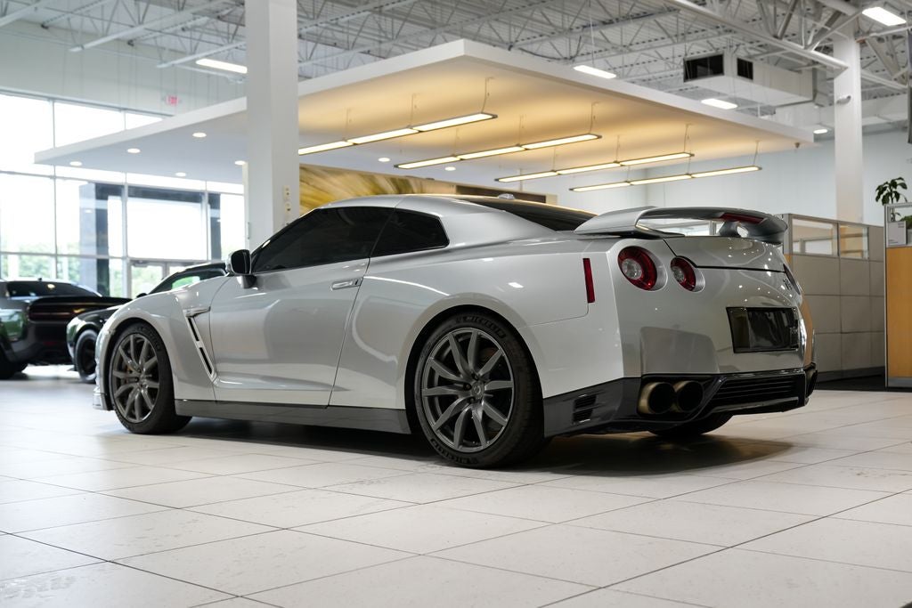 2016 Nissan GT-R Premium