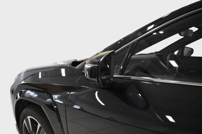2025 Lexus UX 300h Premium