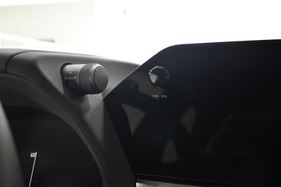 2025 Lexus UX 300h Premium
