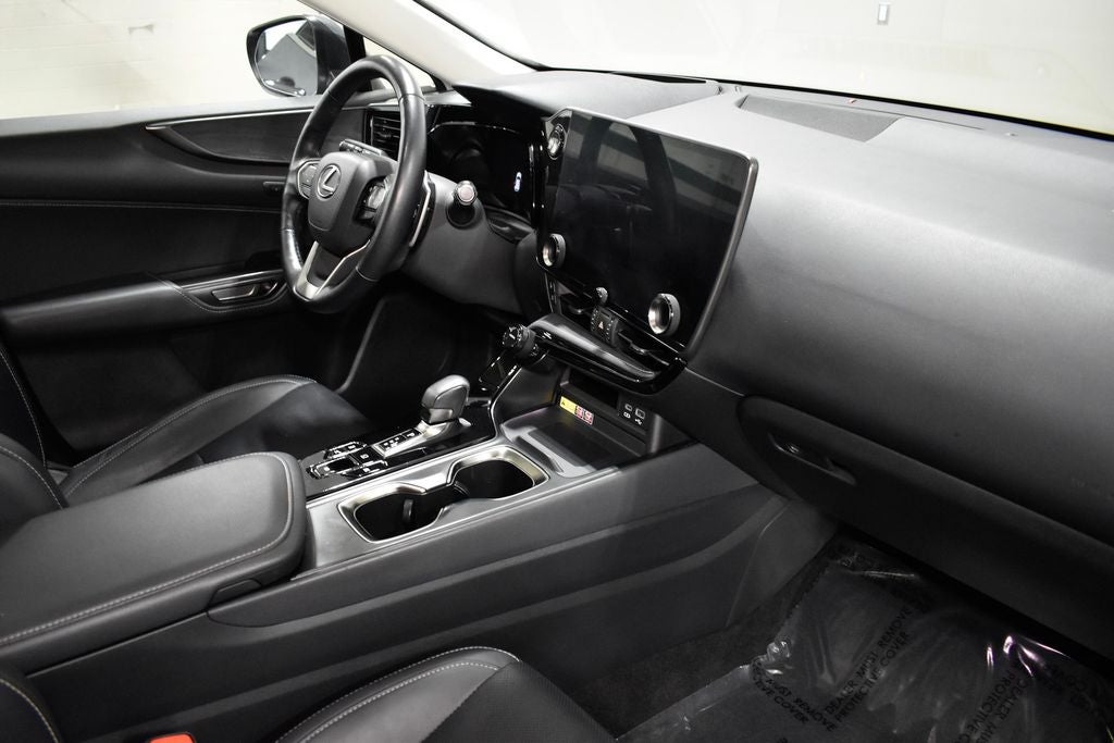 2022 Lexus NX 350h Luxury