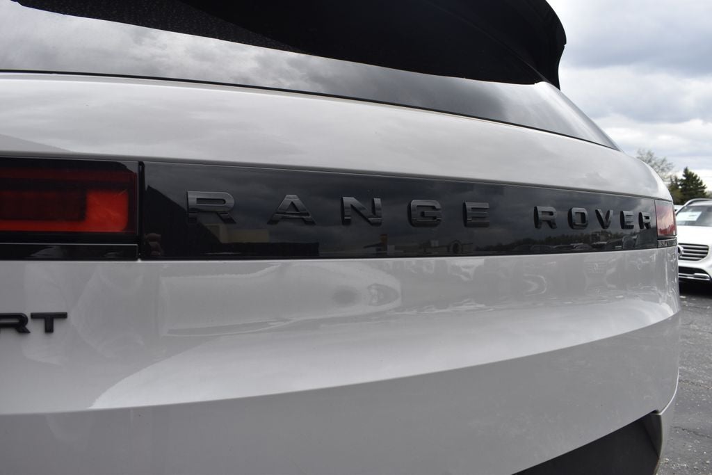 2024 Land Rover Range Rover Sport SE
