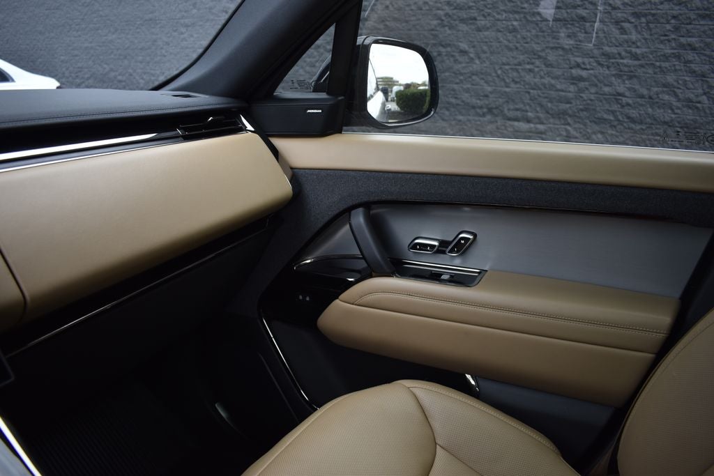 2024 Land Rover Range Rover Sport SE