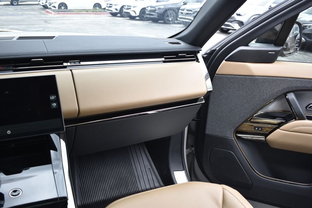 2024 Land Rover Range Rover Sport SE