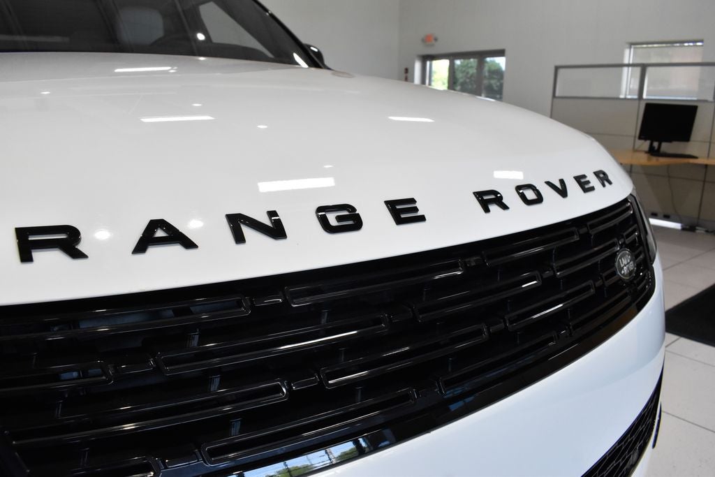 2023 Land Rover Range Rover Sport SE