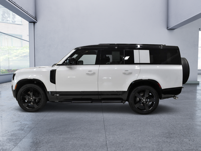 2025 Land Rover Defender 130 V8