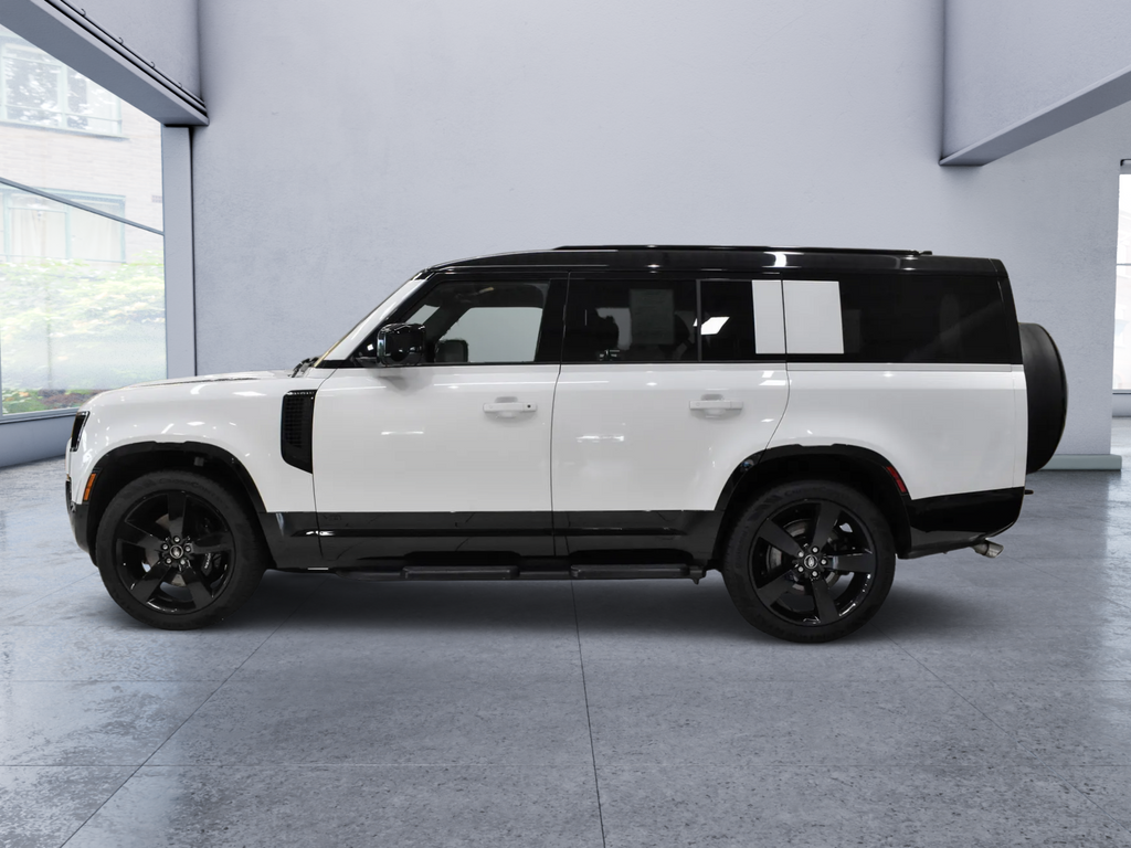 2025 Land Rover Defender 130 V8