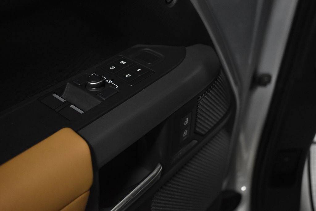 2022 Land Rover Defender 90 X