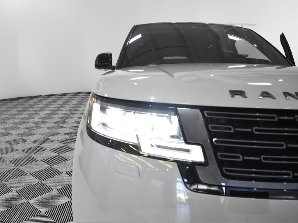 2025 Land Rover Range Rover Autobiography