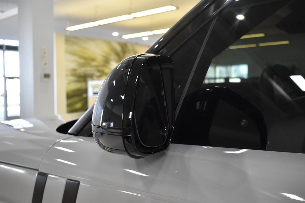 2025 Land Rover Range Rover Autobiography