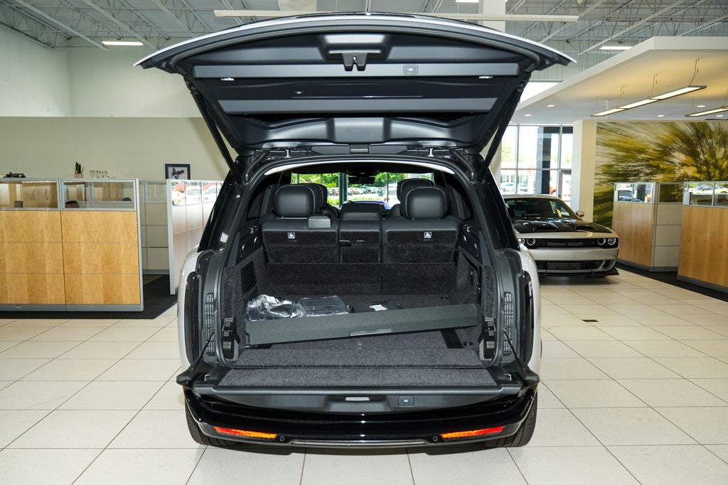 2025 Land Rover Range Rover Autobiography