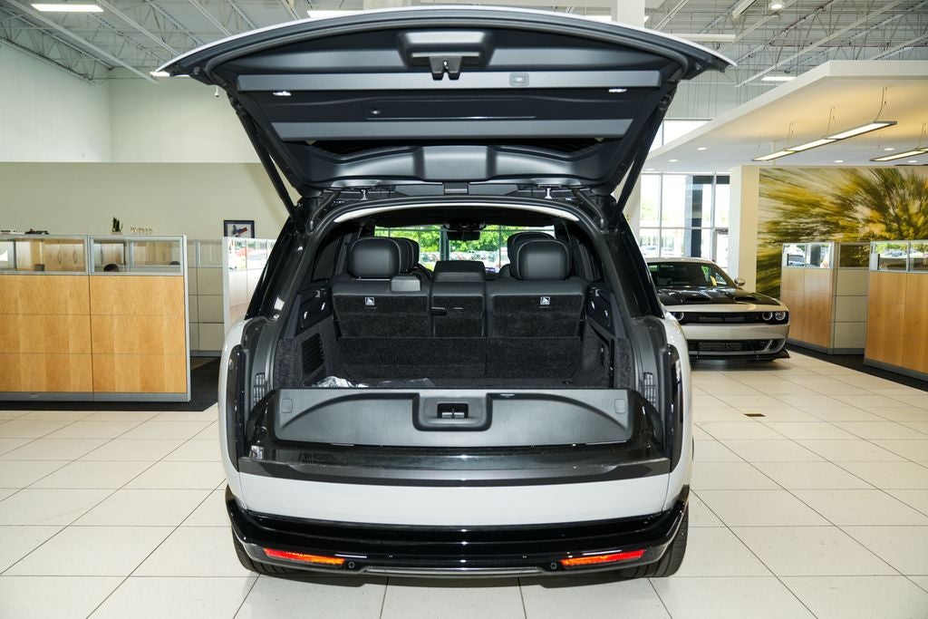2025 Land Rover Range Rover Autobiography