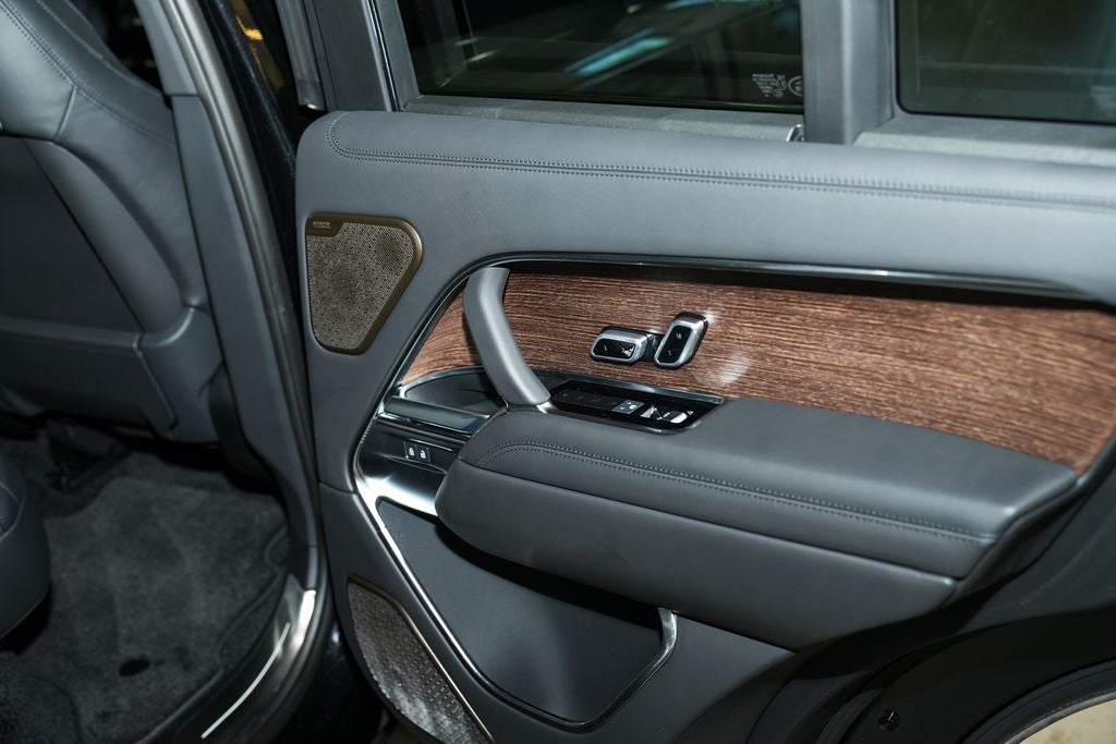 2025 Land Rover Range Rover Autobiography