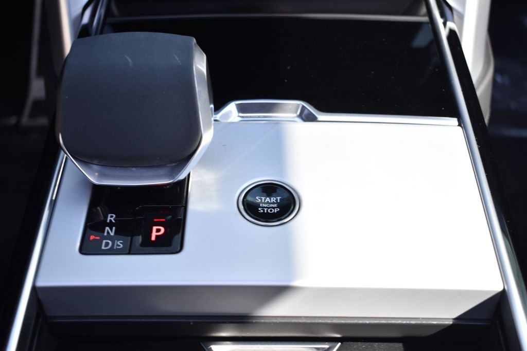 2025 Land Rover Range Rover Autobiography