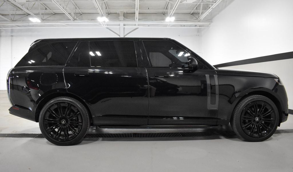 2025 Land Rover Range Rover Autobiography