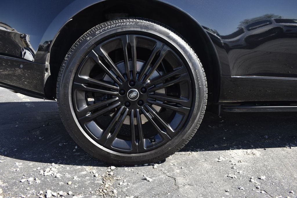 2025 Land Rover Range Rover Autobiography