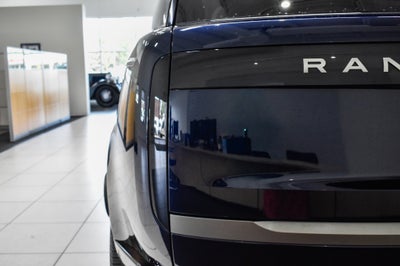 2023 Land Rover Range Rover SE