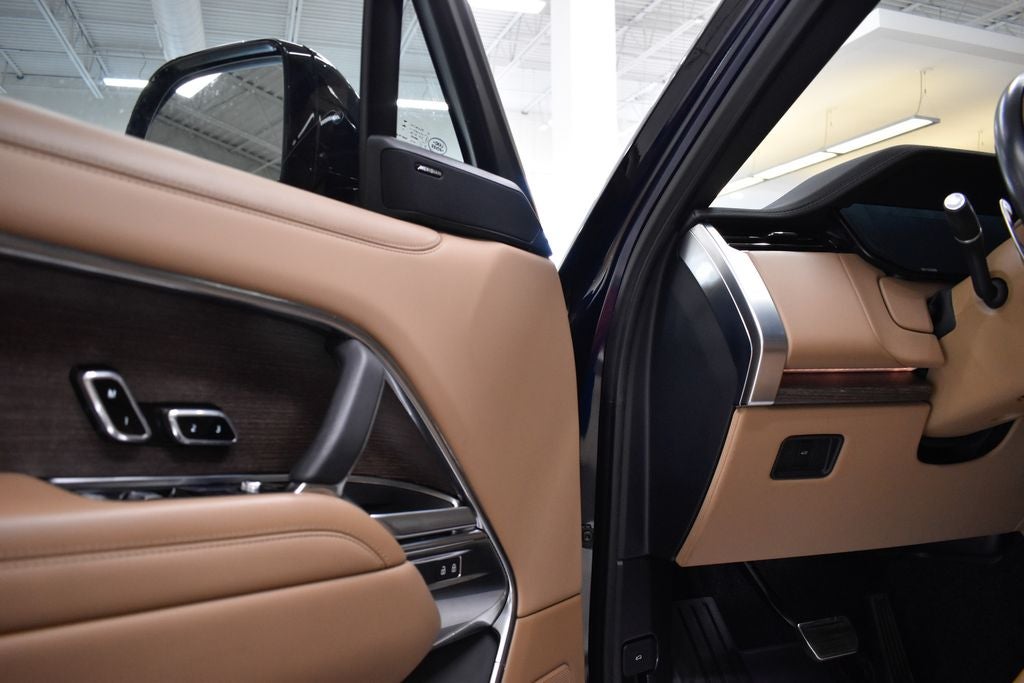2023 Land Rover Range Rover SE
