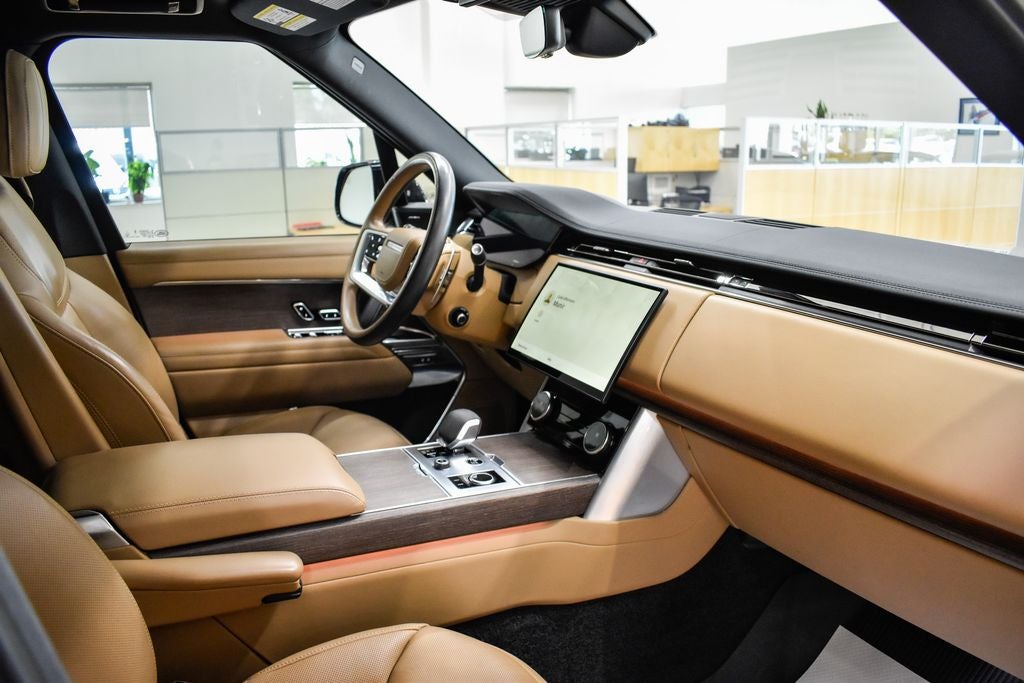 2023 Land Rover Range Rover SE