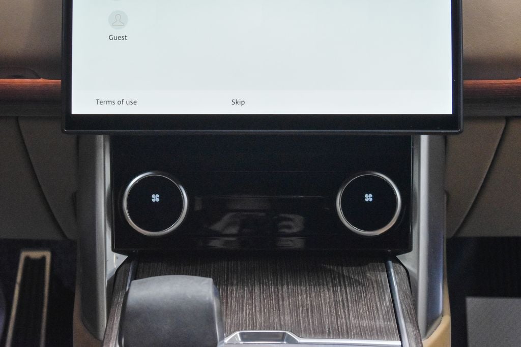 2023 Land Rover Range Rover SE
