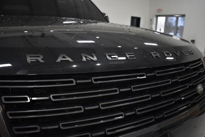 2025 Land Rover Range Rover SE LWB