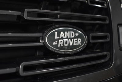 2025 Land Rover Range Rover SE LWB