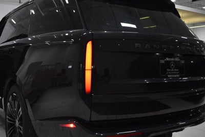 2025 Land Rover Range Rover SE LWB