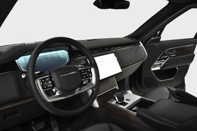 2025 Land Rover Range Rover SE LWB
