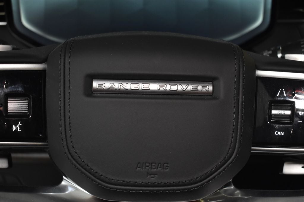 2025 Land Rover Range Rover SE LWB