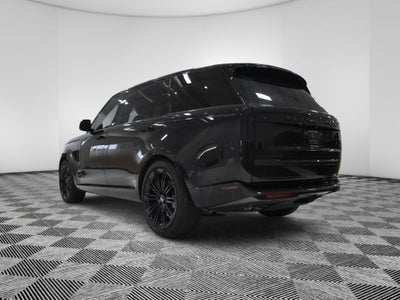 2025 Land Rover Range Rover SE LWB