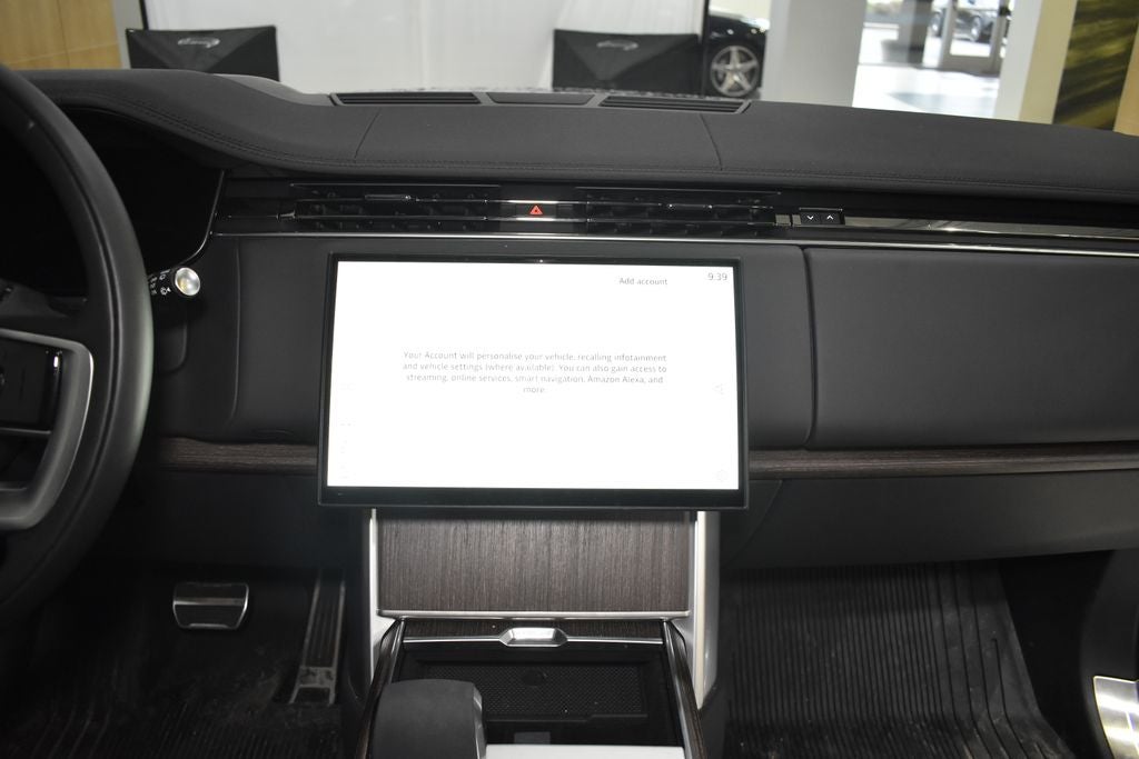 2025 Land Rover Range Rover SE LWB