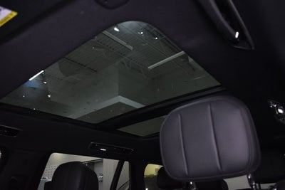 2025 Land Rover Range Rover SE LWB