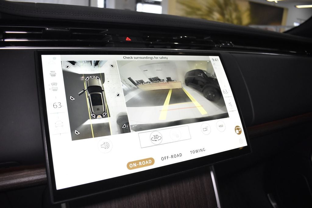 2025 Land Rover Range Rover SE LWB