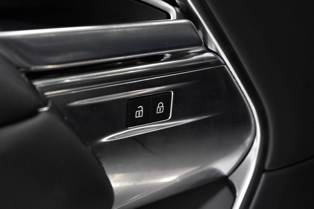 2024 Land Rover Range Rover SE LWB