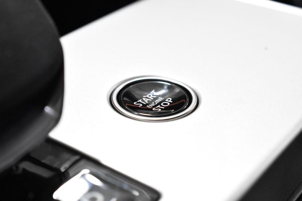 2024 Land Rover Range Rover SE LWB