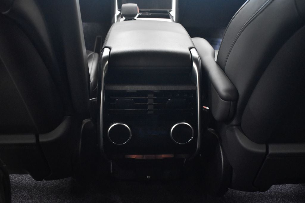 2024 Land Rover Range Rover SE LWB