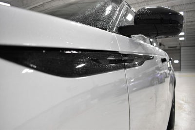 2025 Land Rover Range Rover Velar Dynamic SE