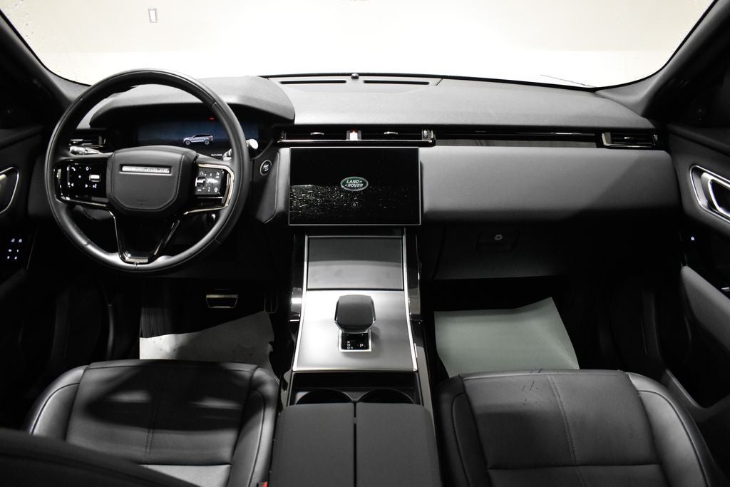 2025 Land Rover Range Rover Velar Dynamic SE
