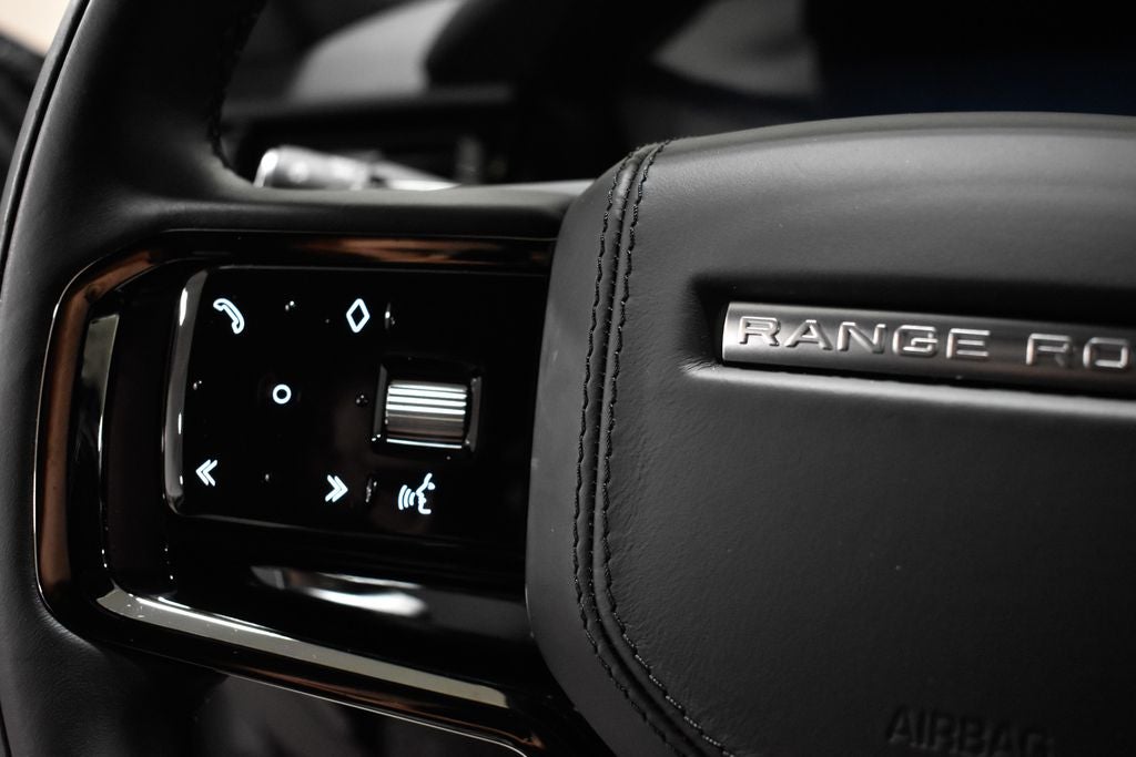 2025 Land Rover Range Rover Velar Dynamic SE