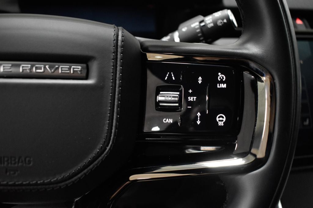 2025 Land Rover Range Rover Velar Dynamic SE