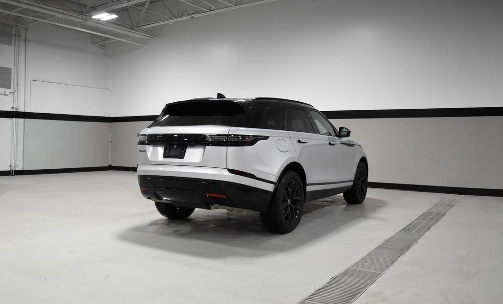 2025 Land Rover Range Rover Velar Dynamic SE
