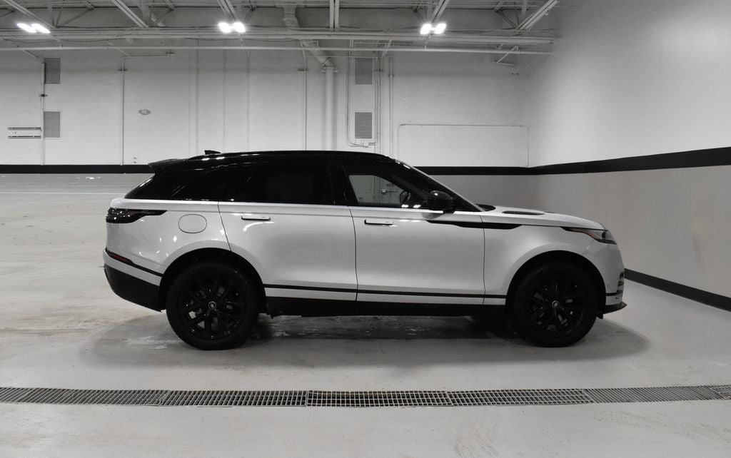 2025 Land Rover Range Rover Velar Dynamic SE