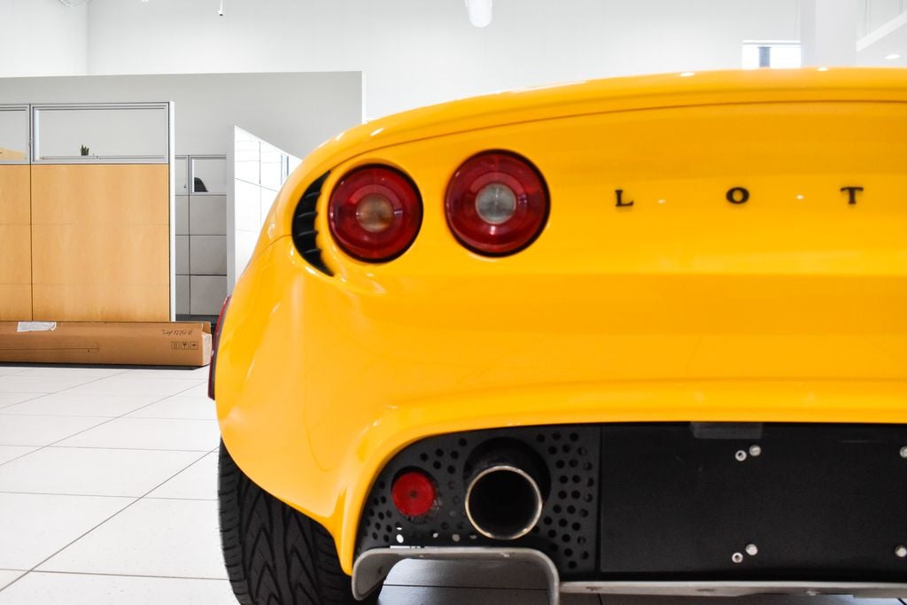 2005 Lotus Elise Base