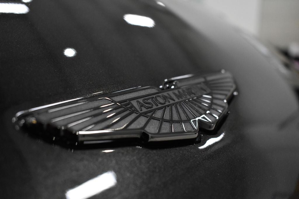 2022 Aston Martin DBS Superleggera Coupe