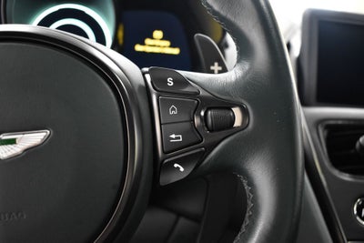 2022 Aston Martin DBS Superleggera Coupe