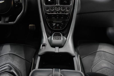 2022 Aston Martin DBS Superleggera Coupe